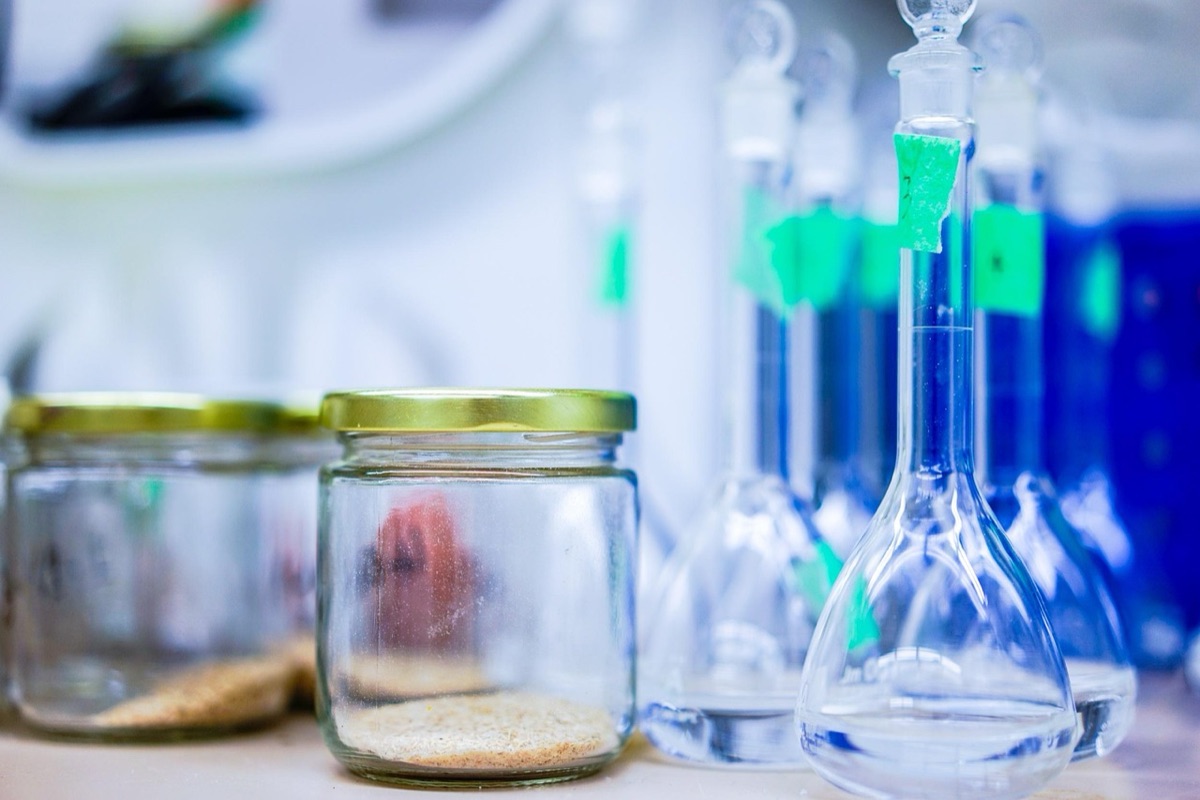 Essai chimique en laboratoire