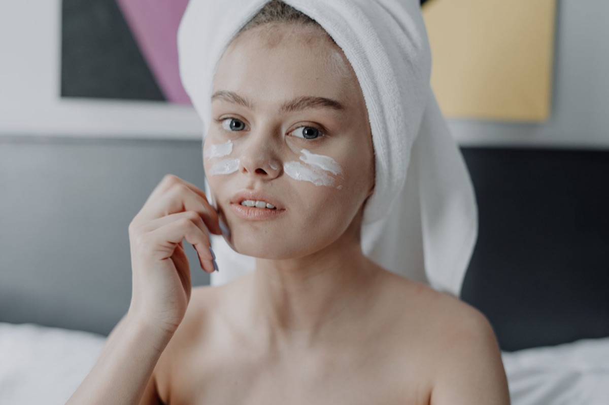 Dry Skin Guide: How to Balance Moisture and Lipid Barriers