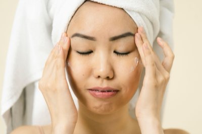 건성 피부 관리 가이드: 유수분 밸런스 잡는 방법